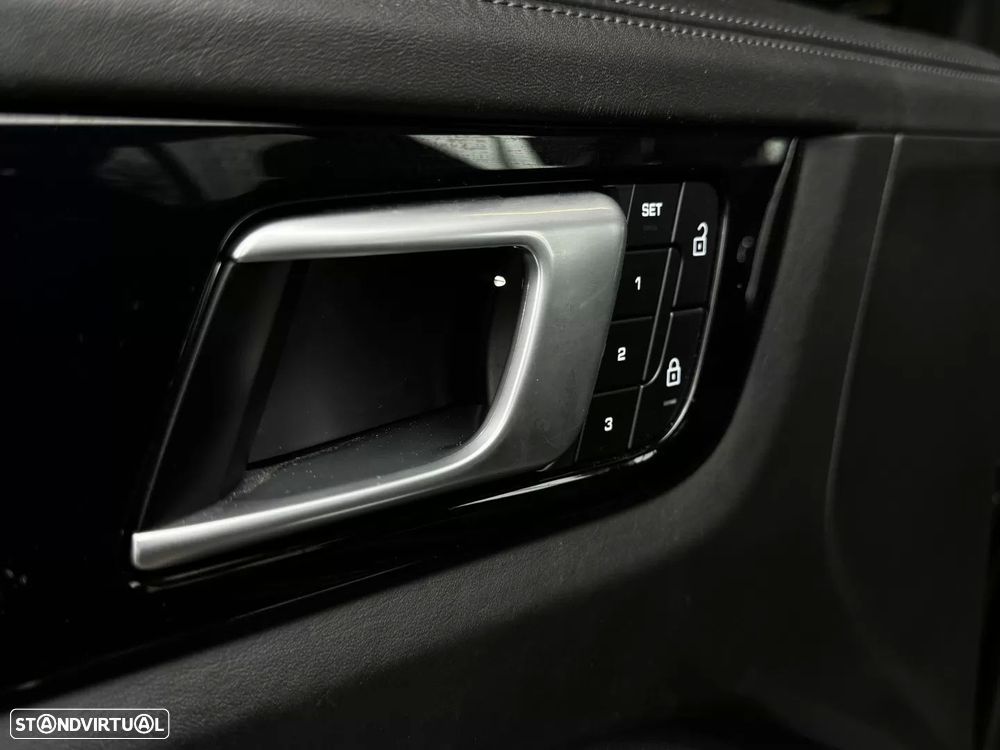 Porsche Cayenne E-Hybrid Tiptronic S Platinum Edition - 20