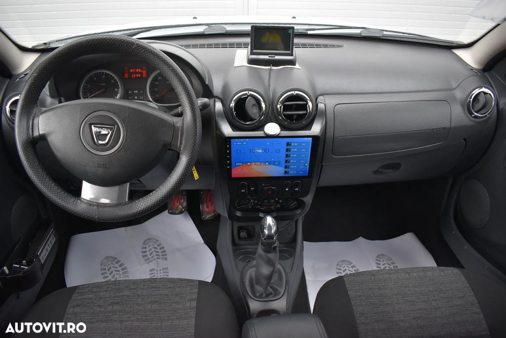 Dacia Duster 1.6 4x4 - 9
