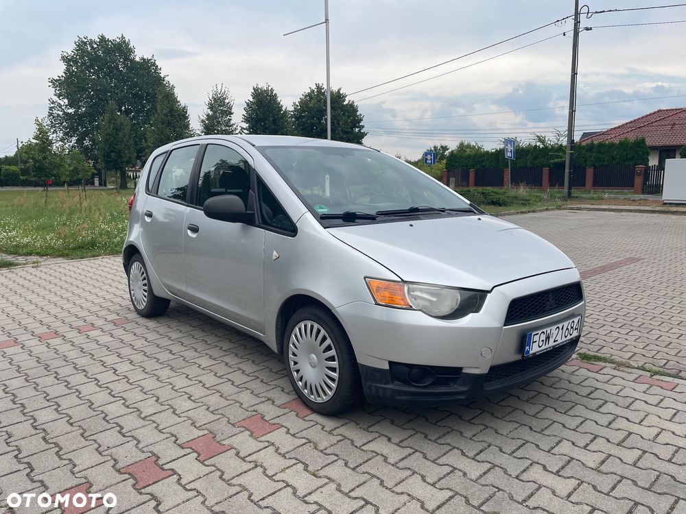 Mitsubishi Colt 1.1 Invite - 3