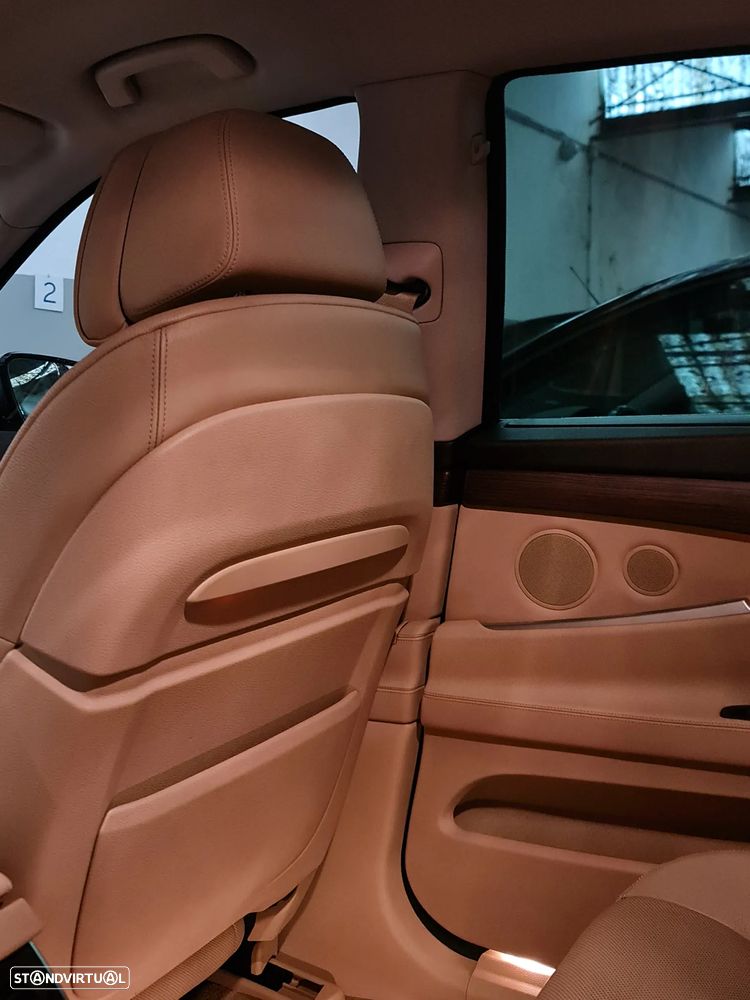 BMW 535 Gran Turismo d Pack M - 25