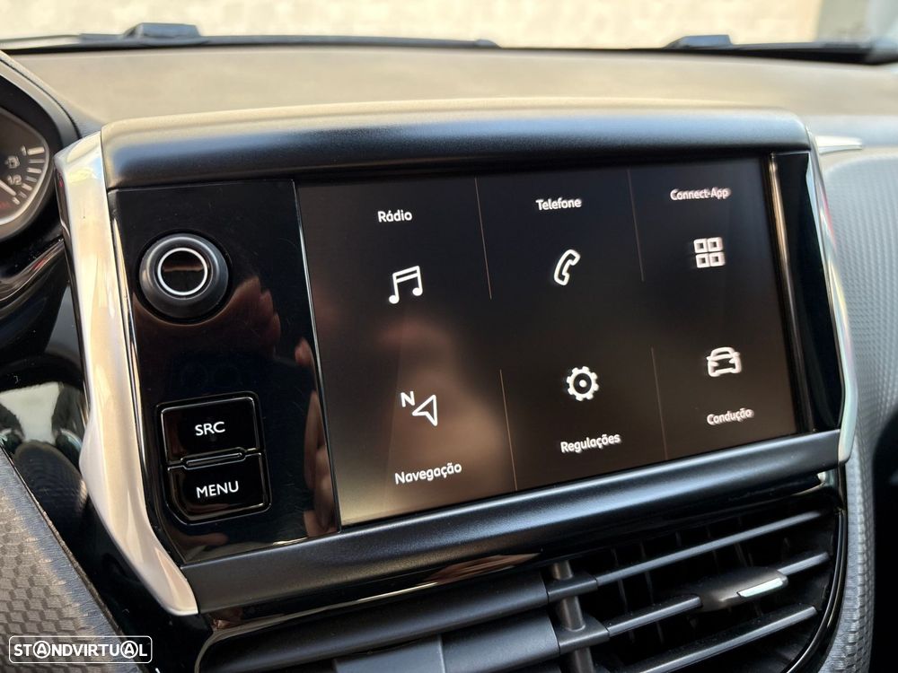 Peugeot 2008 1.2 PureTech Style - 17