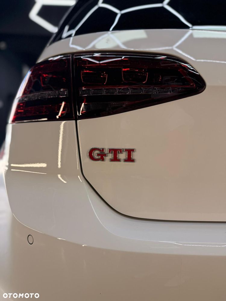 Volkswagen Golf 2.0 TSI BMT GTI Performance DSG - 9