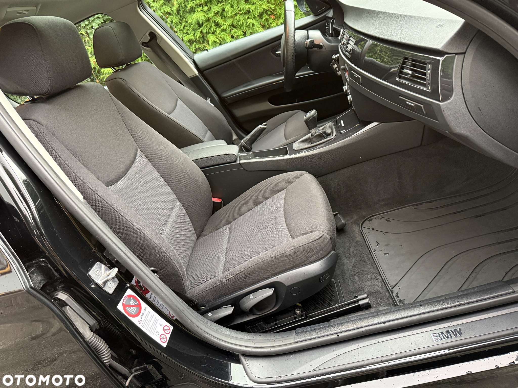 BMW Seria 3 320d - 23