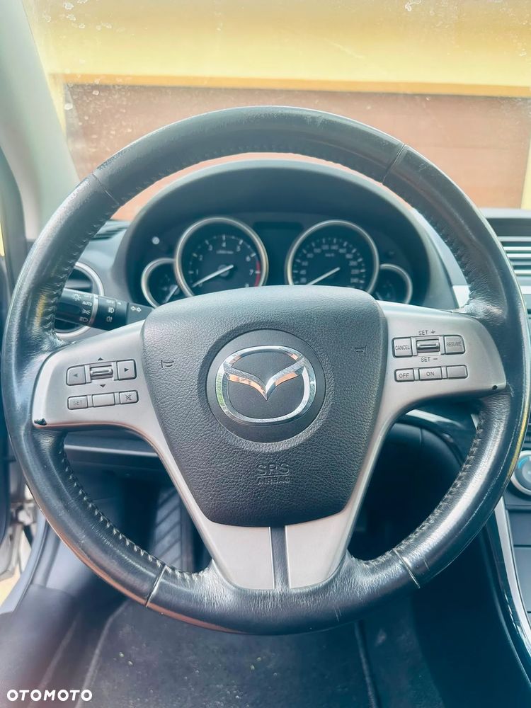 Mazda 6 2.0 Exclusive + - 6