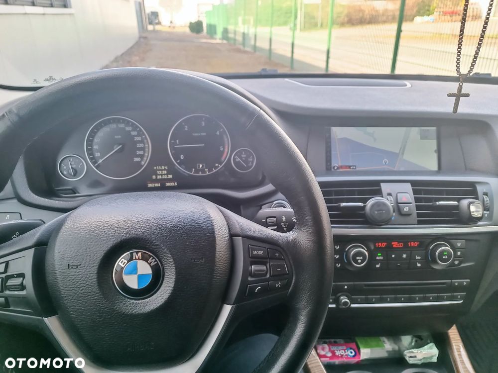 BMW X3 xDrive20d - 17