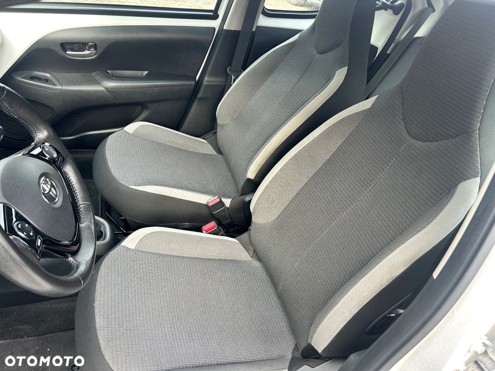 Toyota Aygo 1.0 VVT-i Color Edition - 18