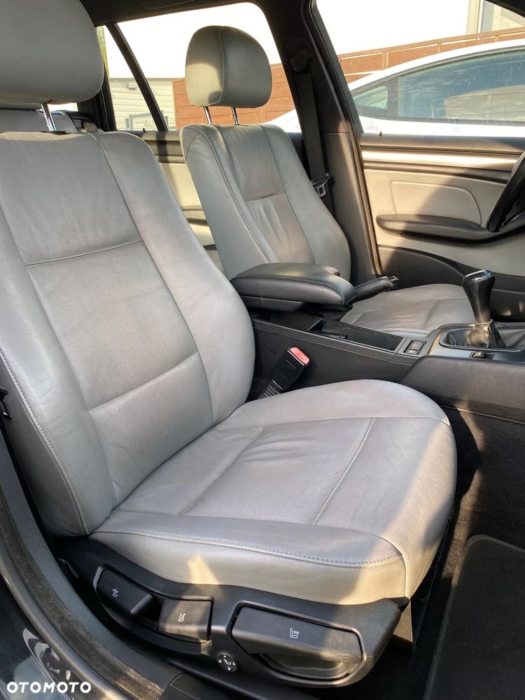 BMW Seria 3 - 12