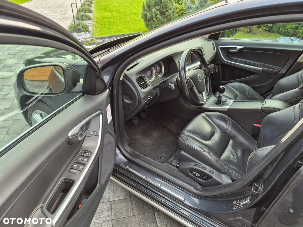 Volvo V60 T4 Summum - 22