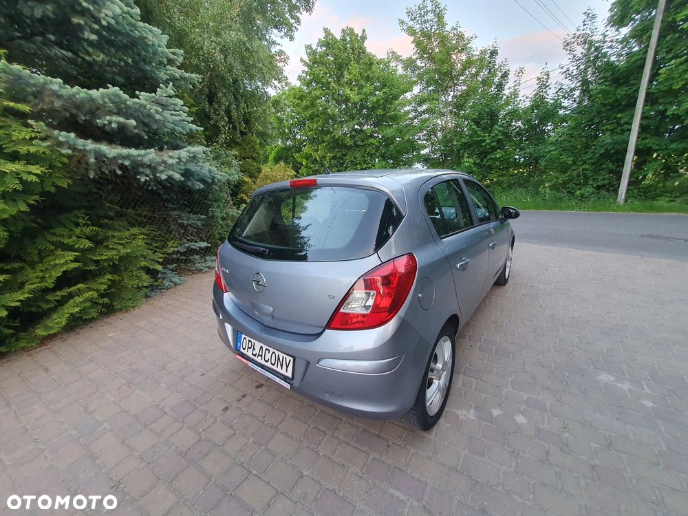 Opel Corsa 1.2 16V Edition - 6