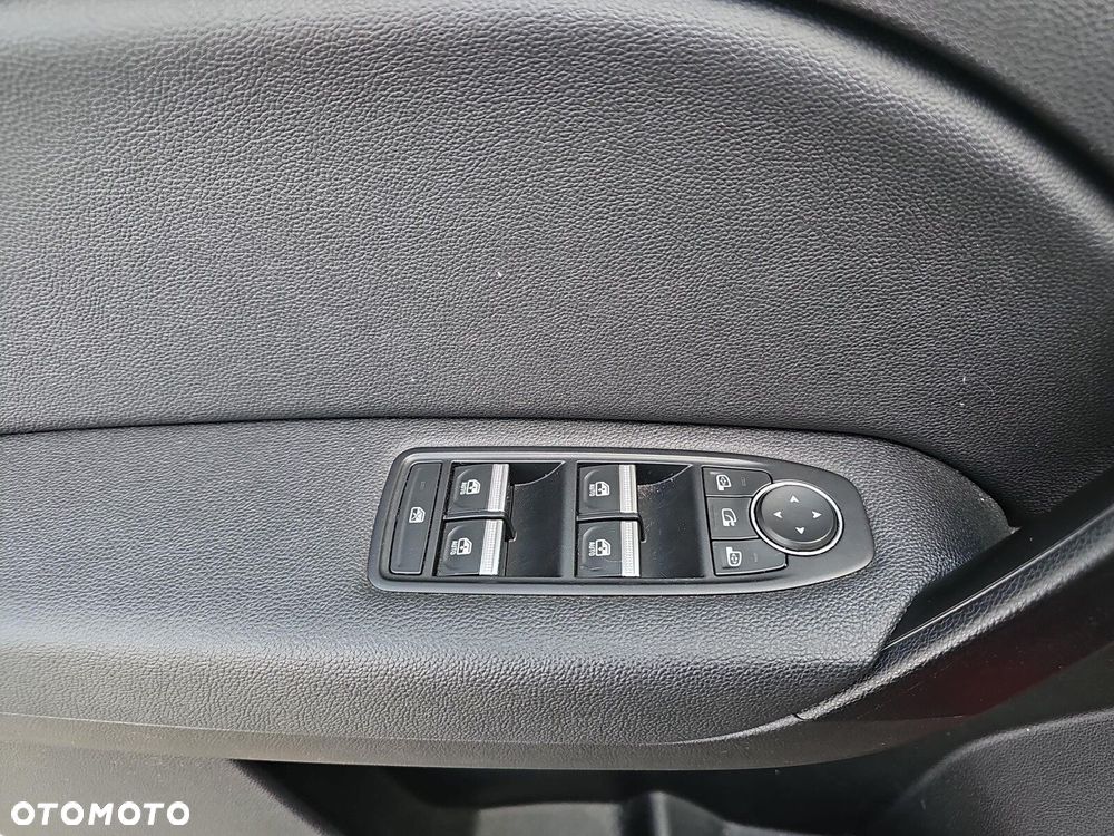 Renault Captur - 18