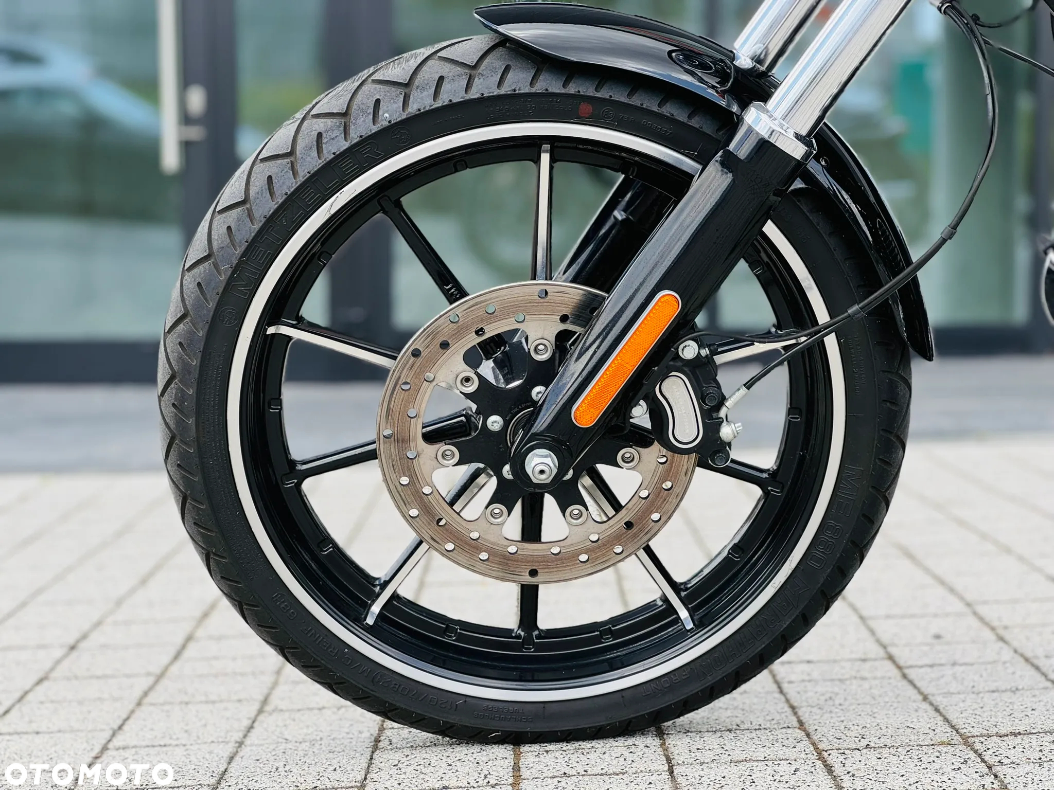 Harley-Davidson FXSB Breakout - 20