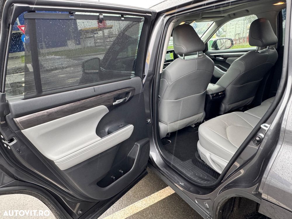 Toyota Highlander 2.5 L Hybrid Dynamic Force 248CP Luxury Pearly - 19