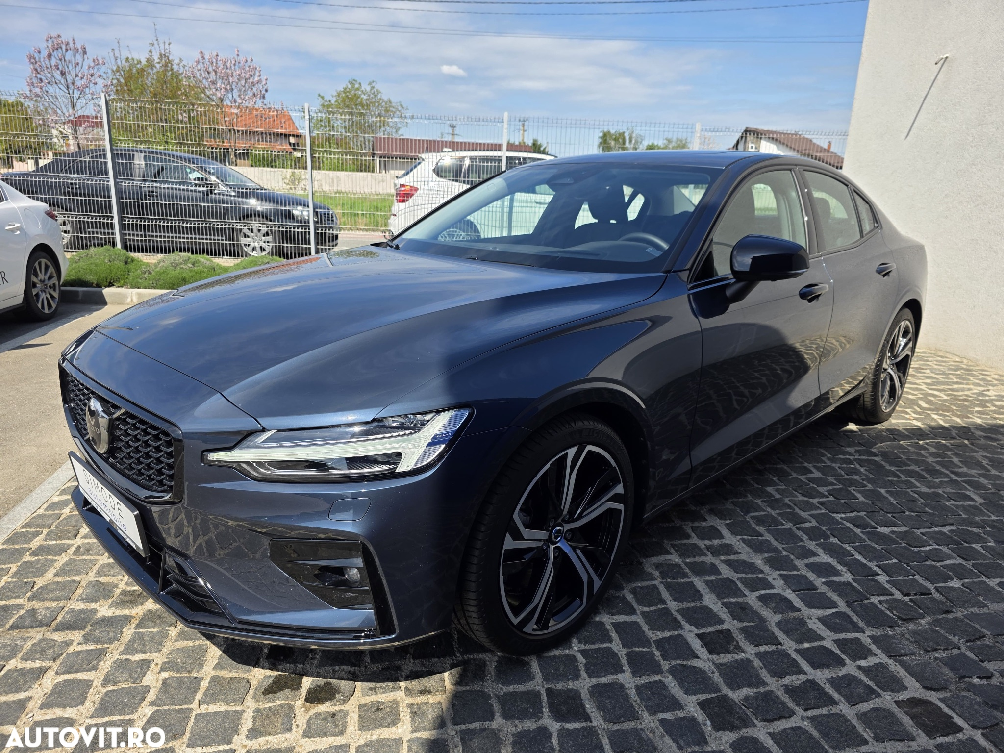 Volvo S60 B5 B AWD Ultimate Dark - 5