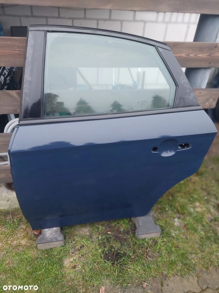 Drzwi lewe tylne Ford Mondeo MK4 lift HB kod lakieru A8 - 1