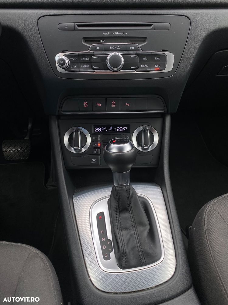 Audi Q3 2.0 TDI Quattro Stronic - 11