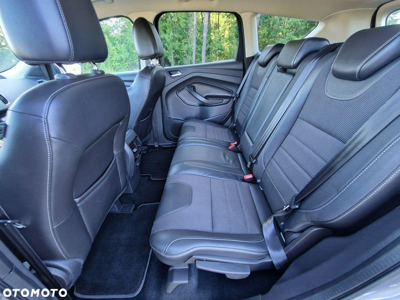 Ford Kuga - 16