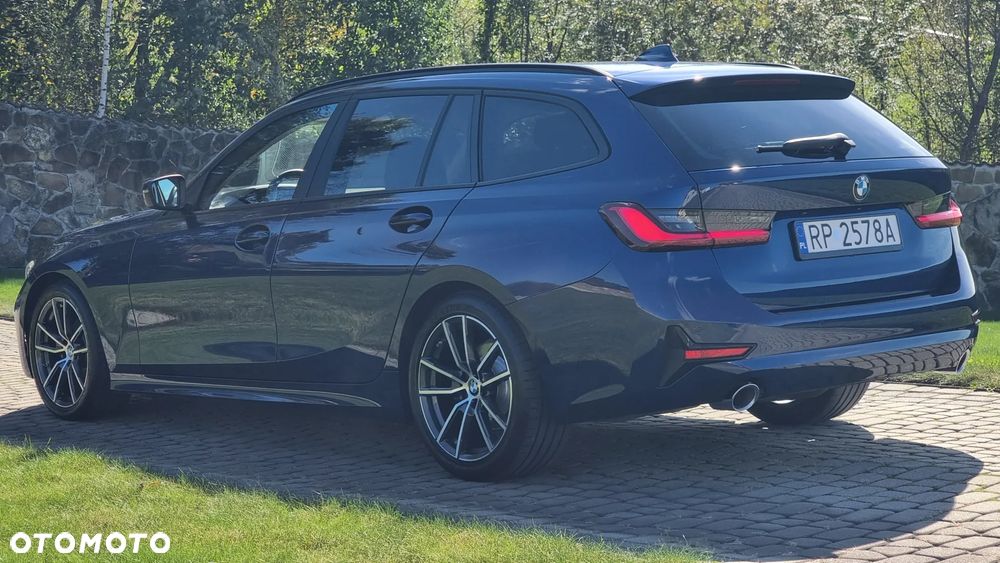 BMW Seria 3 320d - 15