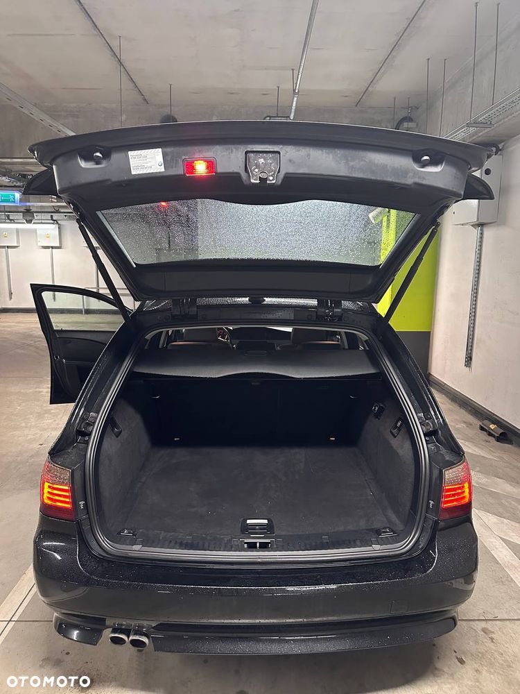 BMW Seria 5 - 32