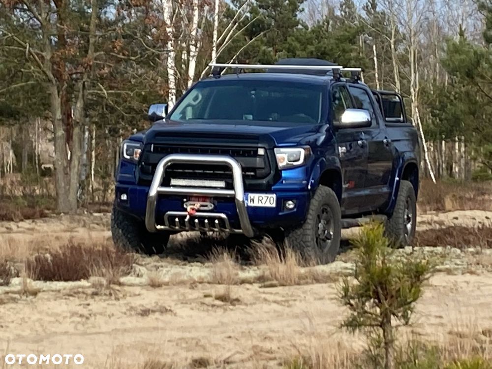 Toyota Tundra - 22