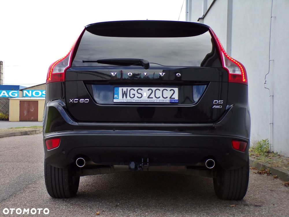 Volvo XC 60 D5 AWD Momentum - 10