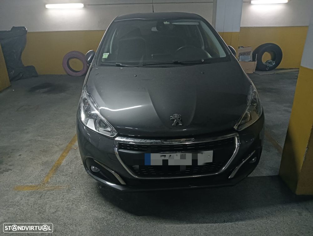 Peugeot 208 1.2 PureTech Signature - 1