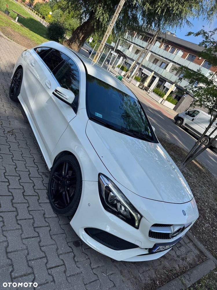 Mercedes-Benz CLA 200 7G-DCT AMG Line - 15