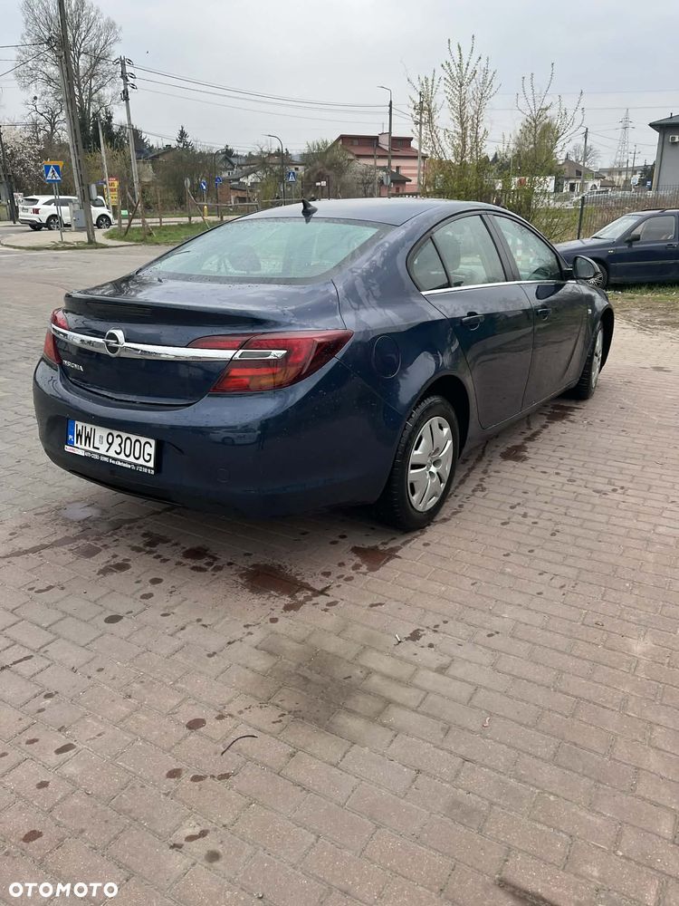 Opel Insignia - 10