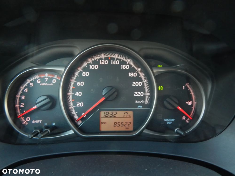 Toyota Yaris 1.33 Life - 29