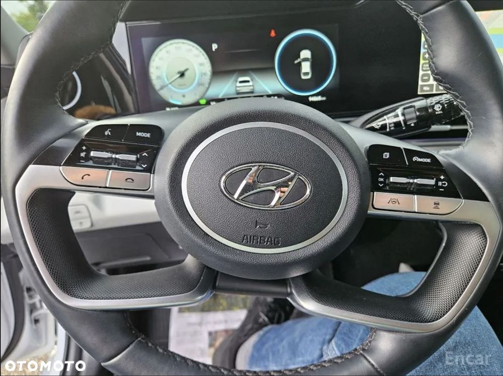 Hyundai Elantra - 18