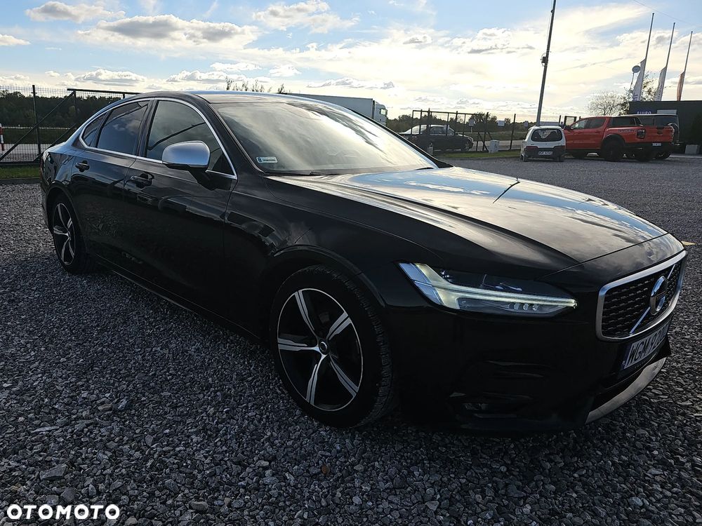 Volvo S90 D3 R-Design - 3