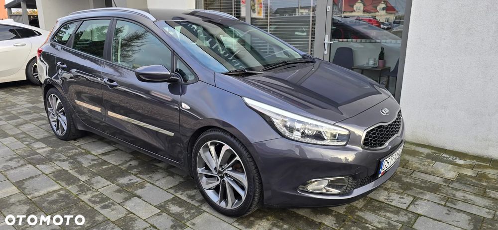 Kia Ceed 1.6 CRDi 128 Dream-Team Edition - 22