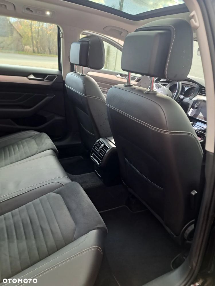 Volkswagen Passat Variant ver-variant-2-0-tdi-scr-dsg-elegance - 20