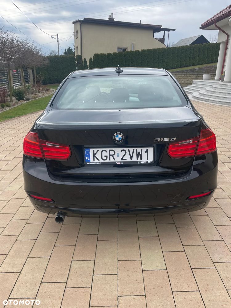 BMW Seria 3 318d - 3