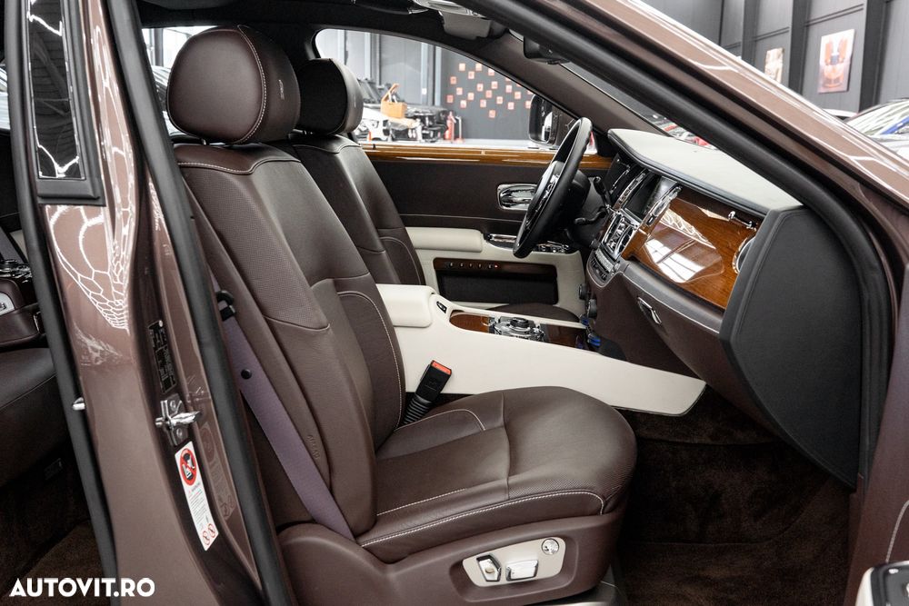 Rolls-Royce Ghost - 13