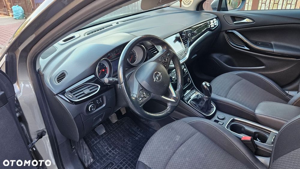Opel Astra 1.4 Turbo Start/Stop Dynamic - 9
