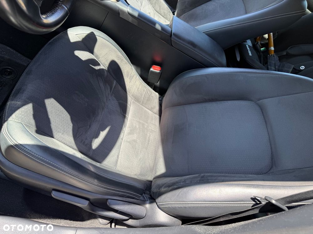 Lexus CT 200h Prestige - 12