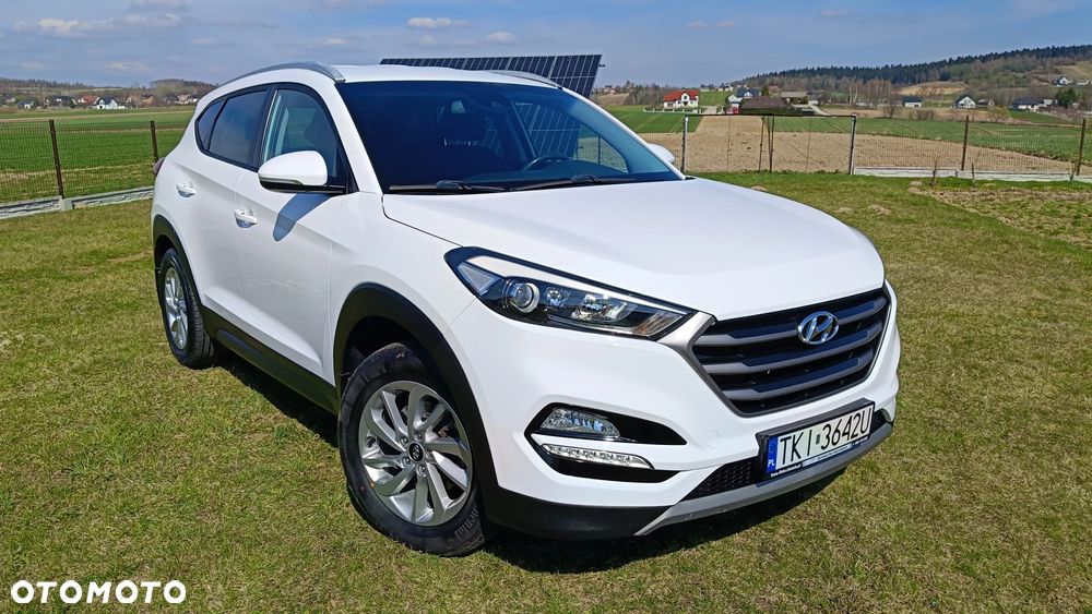 Hyundai Tucson 1.7 CRDI BlueDrive Style 2WD - 1