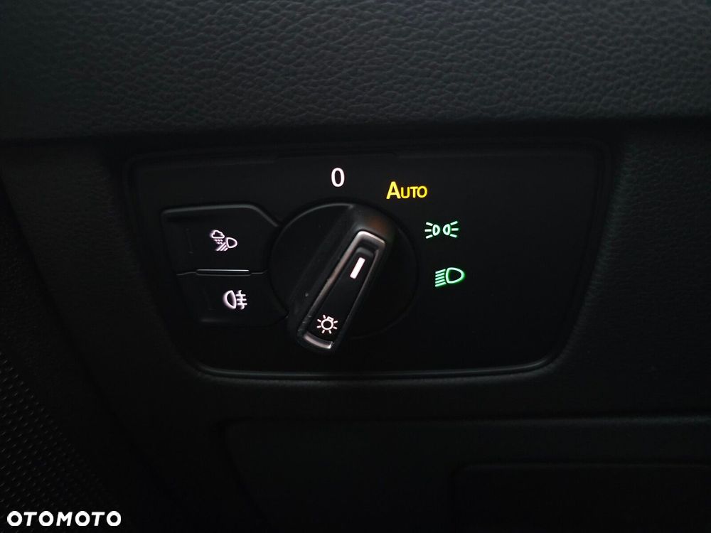 Volkswagen Arteon 2.0 TSI 4Motion R DSG - 11