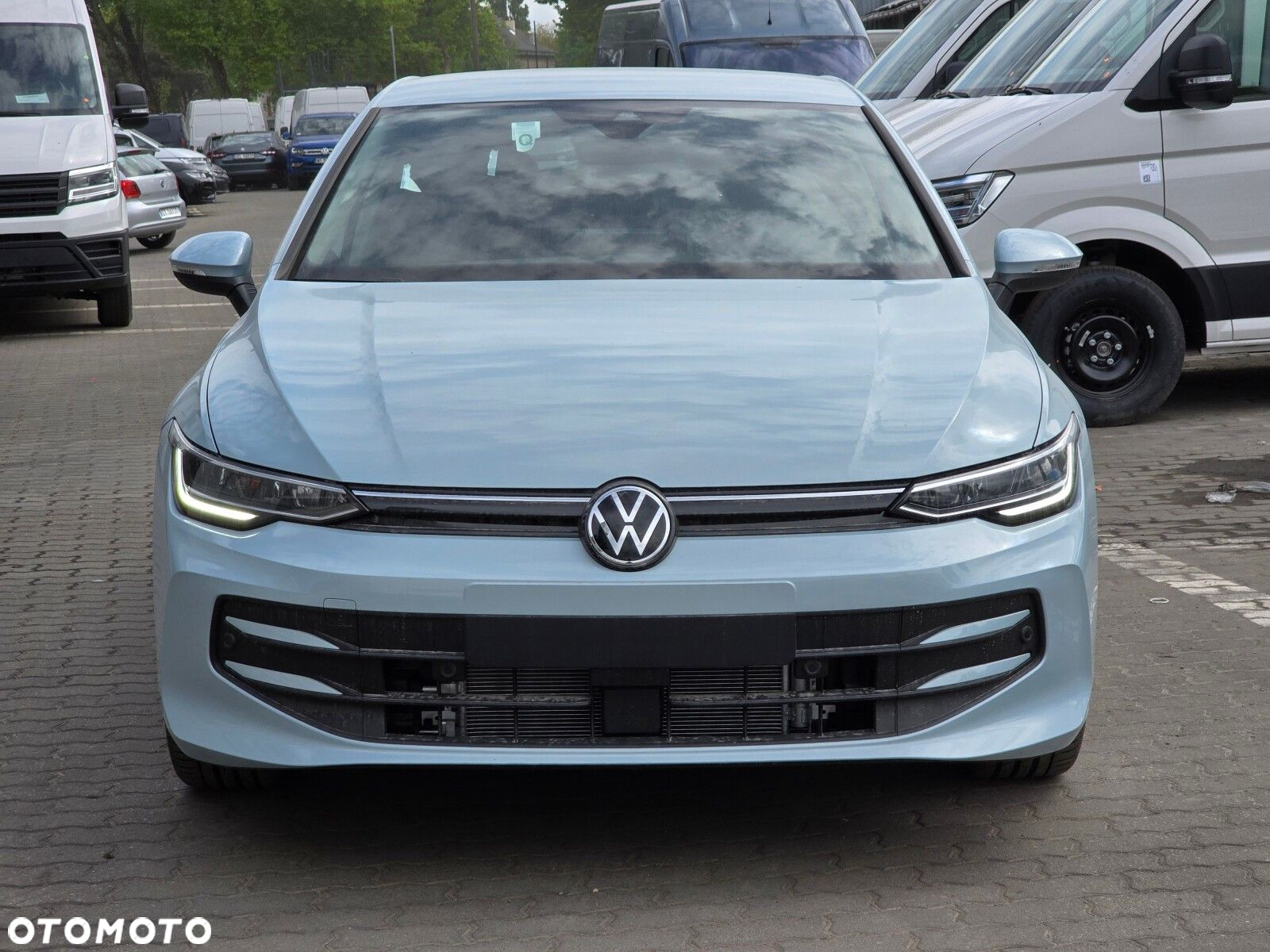 Volkswagen Golf VIII 1.5 eTSI mHEV Life Plus DSG - 4