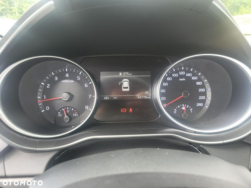 Kia XCeed 1.5 T-GDI M - 14