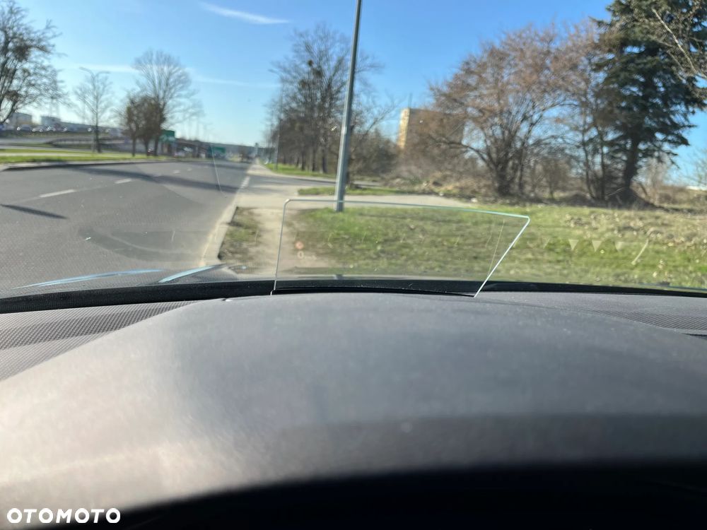 Volkswagen Tiguan 2.0 TDI SCR DSG IQ.DRIVE - 13