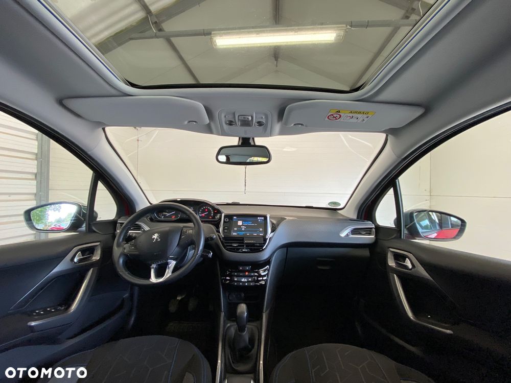 Peugeot 2008 1.6 BlueHDi Style - 10