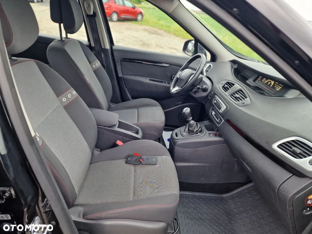 Renault Scenic dCi 110 Xmod Paris - 26