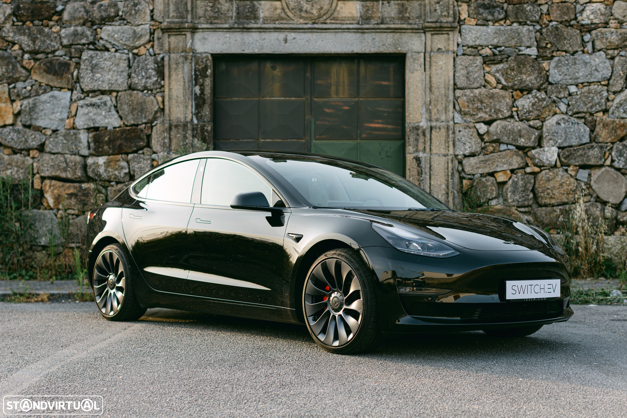 Tesla Model 3 Long Range AWD Dual Motor Performance - 2