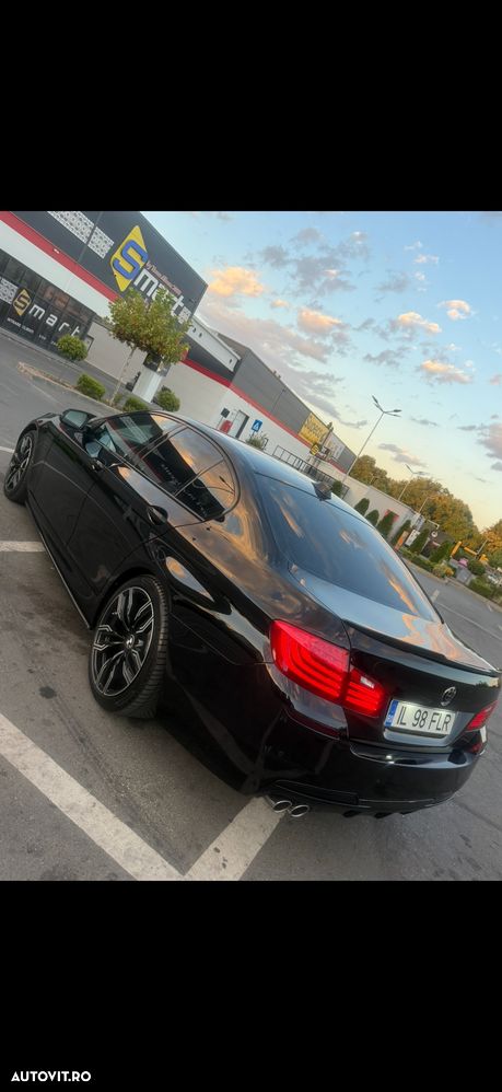 BMW Seria 5 530d xDrive AT - 3