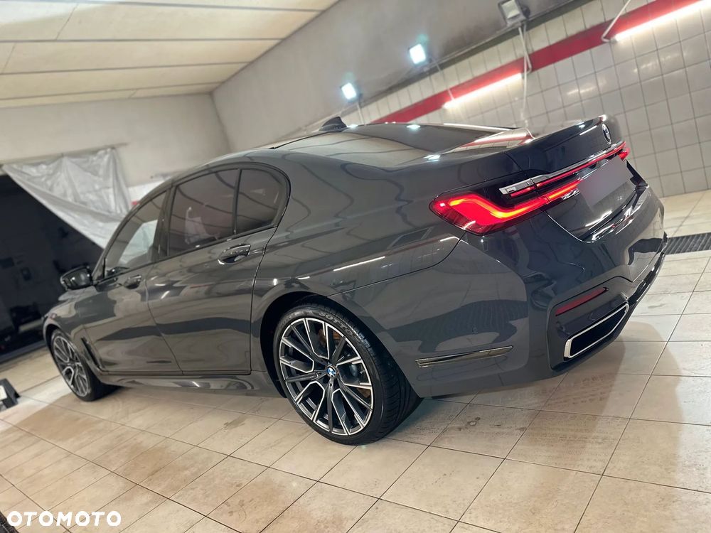 BMW Seria 7 - 2