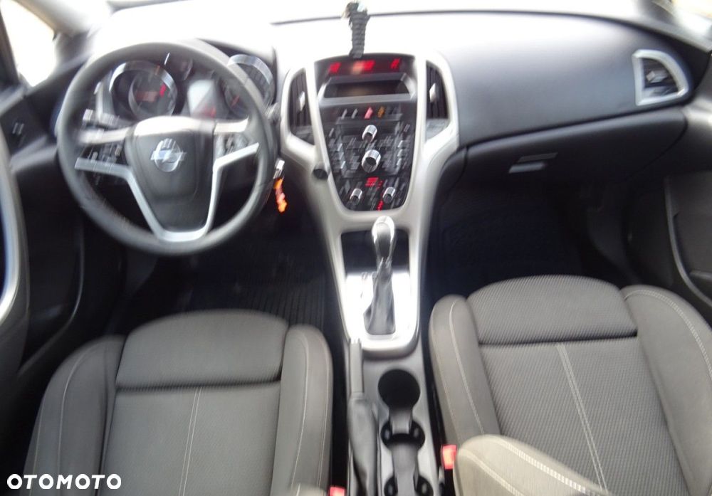 Opel Astra - 9