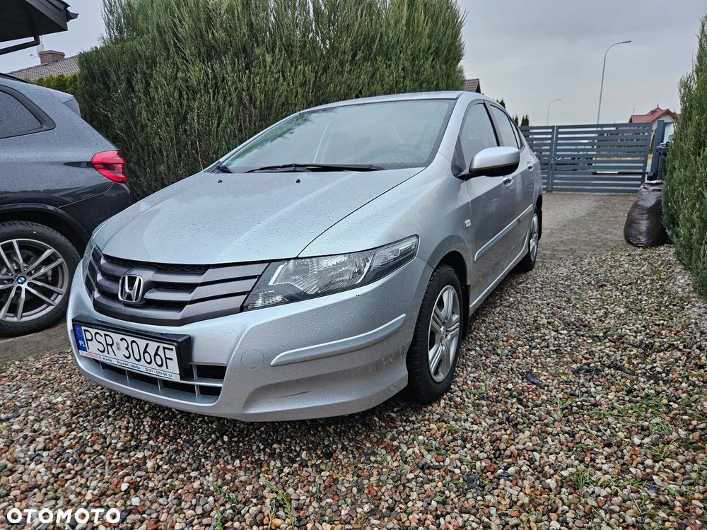 Honda City 1.4 Comfort - 1