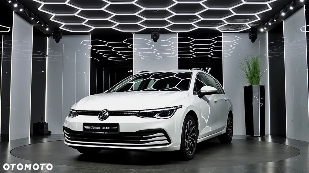 Volkswagen Golf VIII 2.0 TDI Life - 2