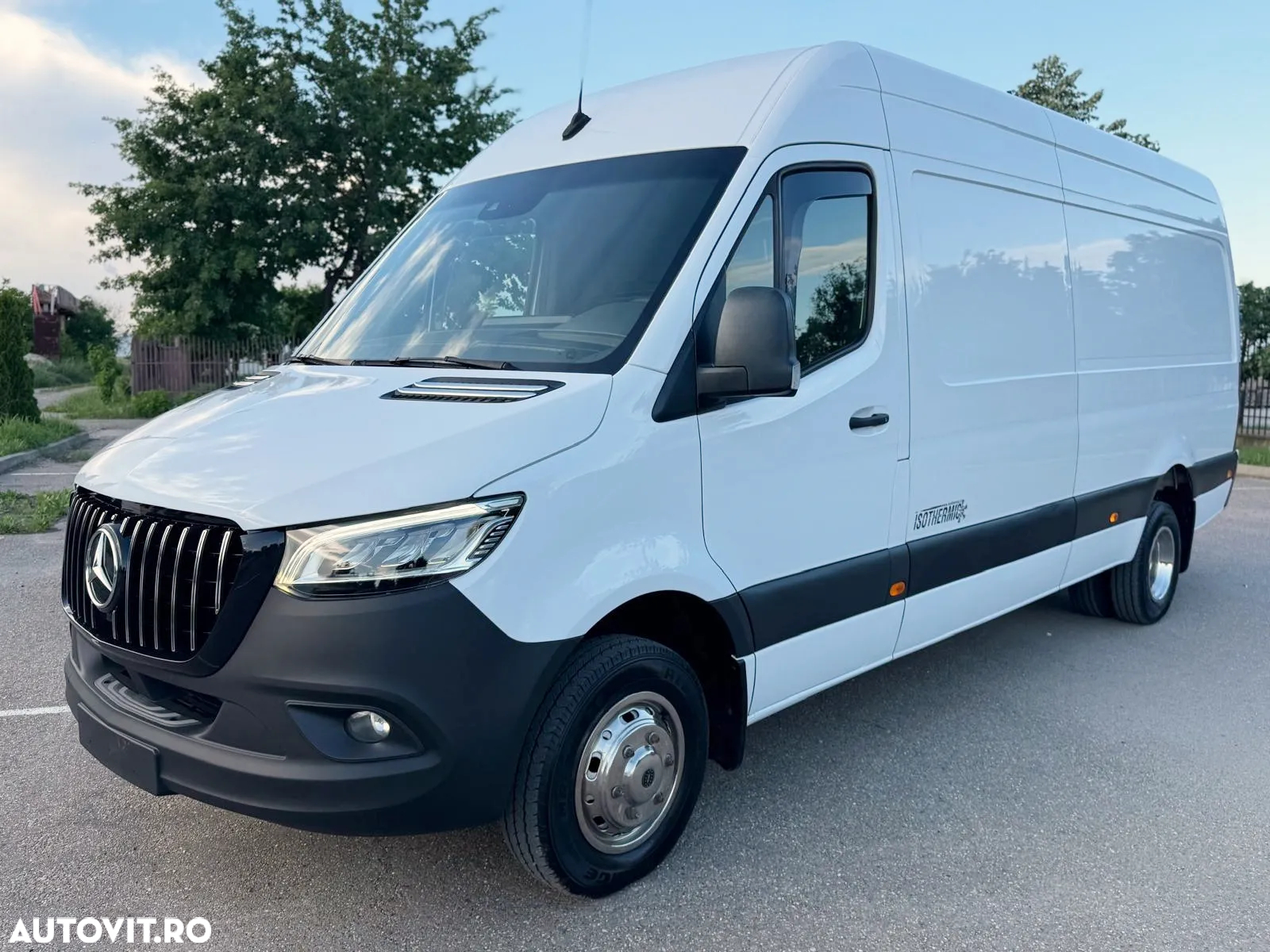 Mercedes-Benz Sprinter - 2
